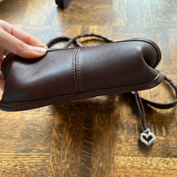 Brighton Crossbody Leather Brown Bag - Picture 7 of 14